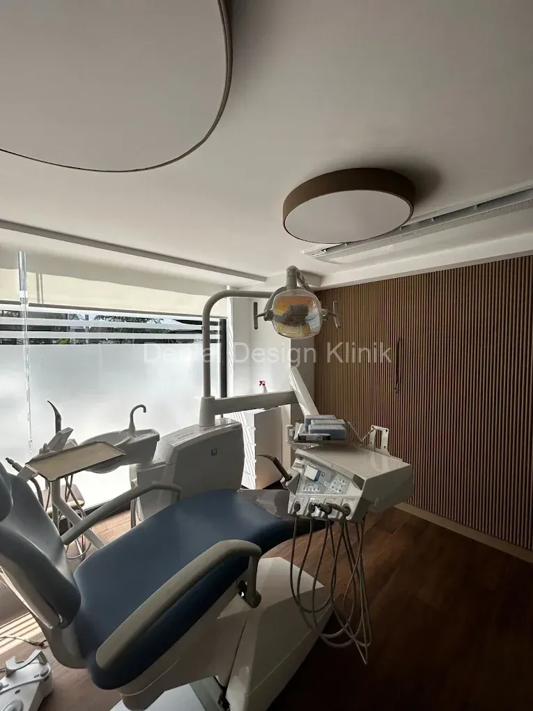 DENTAL DESIGN CLINIC